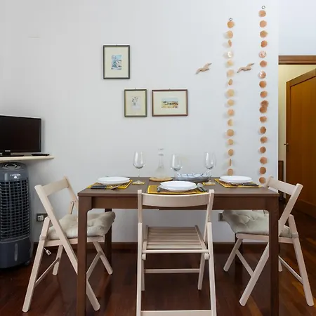 Guesthost - Mira-mare With Parking * Quartu SantʼElena