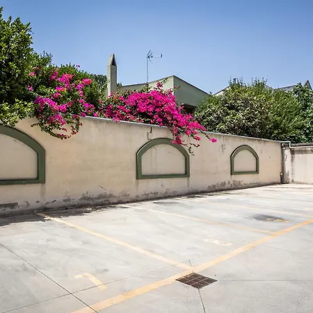 Guesthost - Mira-mare With Parking Quartu SantʼElena